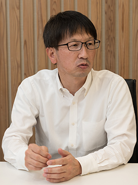財政課 課長