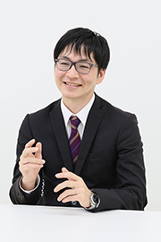 事務部 総務課 経理係 係長